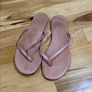 Women’s Pink Slim-Strap Flip Flop Sandals